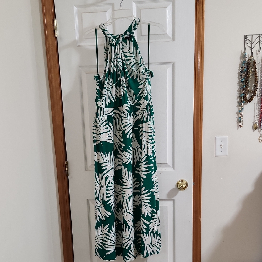 Torrid Green and White Floral Dress